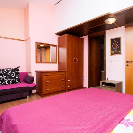 Bezerusa Apartment *